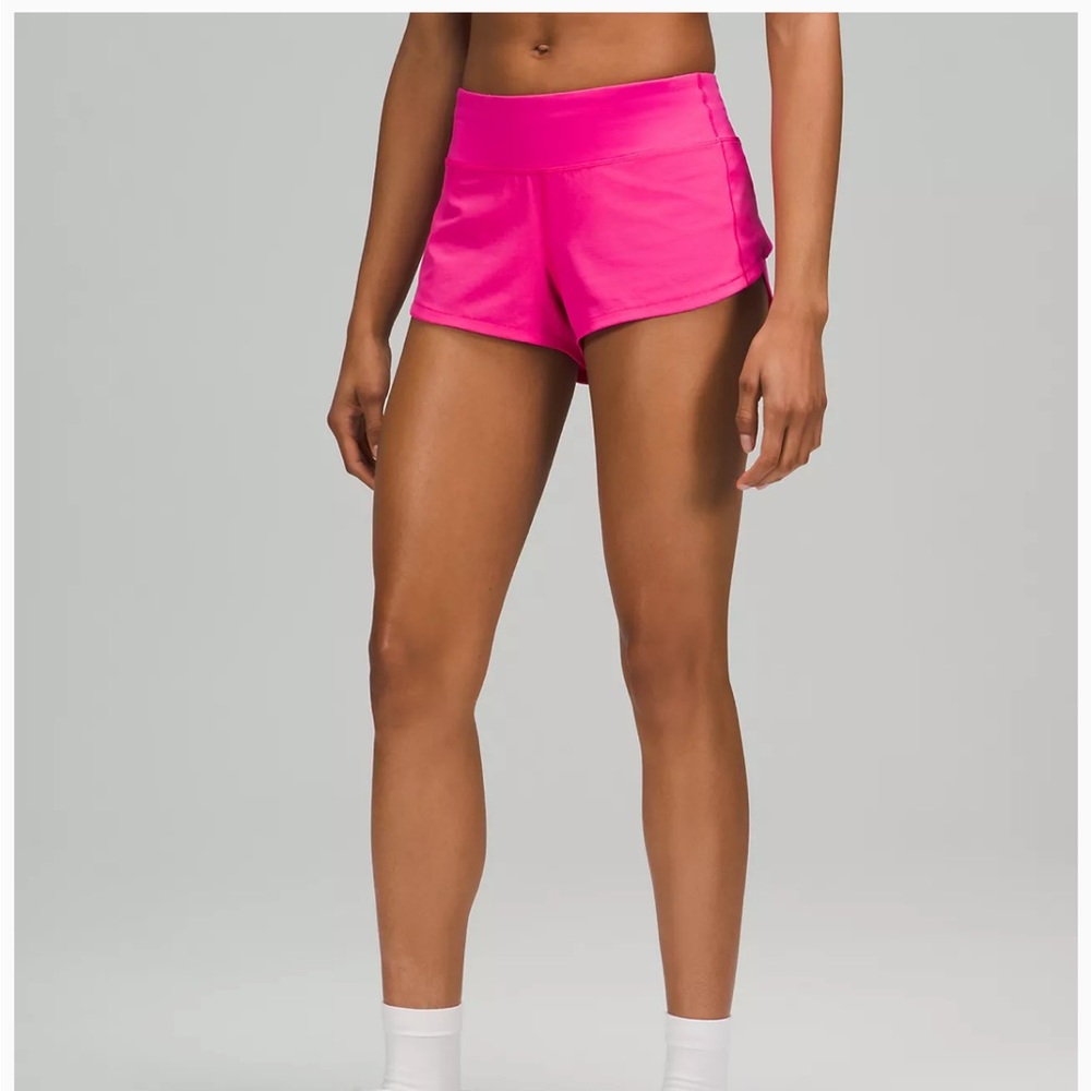 Lululemon Speed Up Low-Rise Lined Short 2.5" SONIC PINK Size 4 worn 1 time
